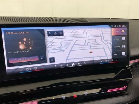 Certified 2024 BMW 530i xDrive w/ Premium Package image 13