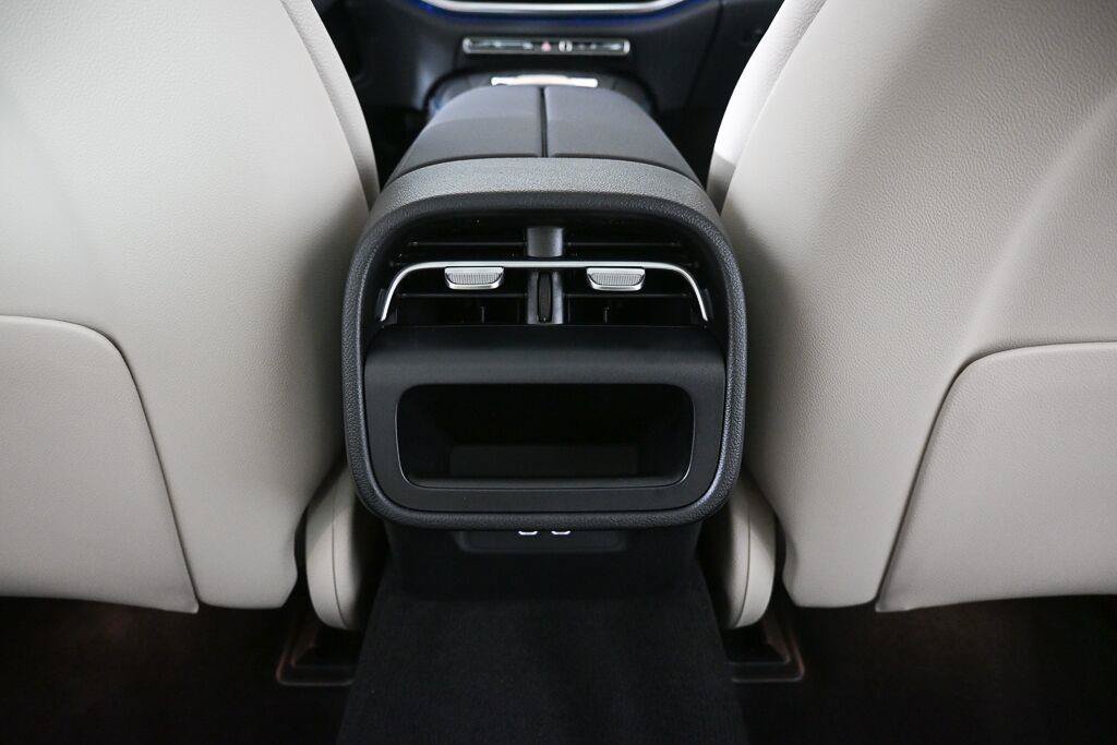 Used 2026 Mercedes-Benz E 350 Sedan image 17