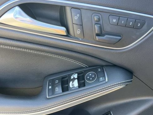 Used 2015 Mercedes-Benz CLA 250 image 47