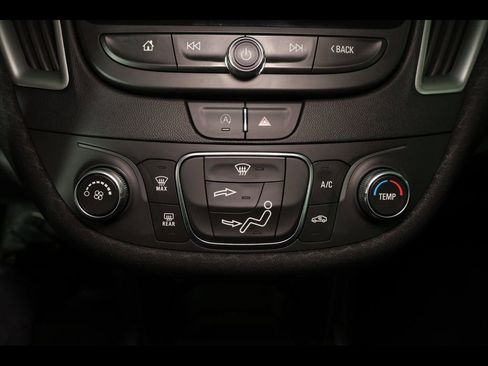 Used 2022 Chevrolet Malibu RS FWD image 11