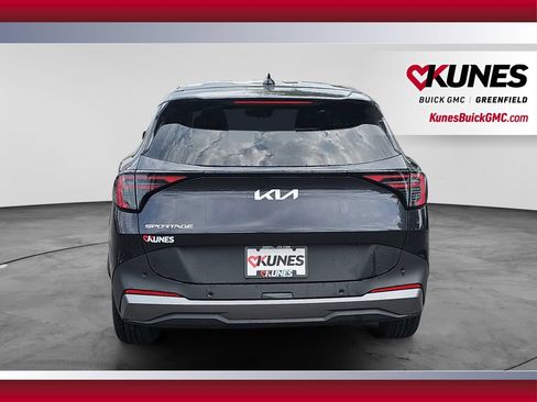 Used 2026 Kia Sportage LX FWD image 9