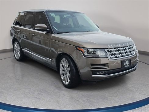 Used 2015 Land Rover Range Rover Supercharged image 4