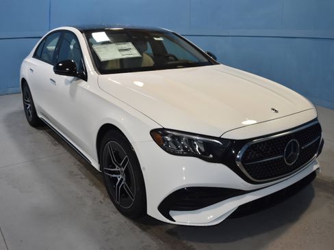 New 2026 Mercedes-Benz E 350 4MATIC Sedan image 1
