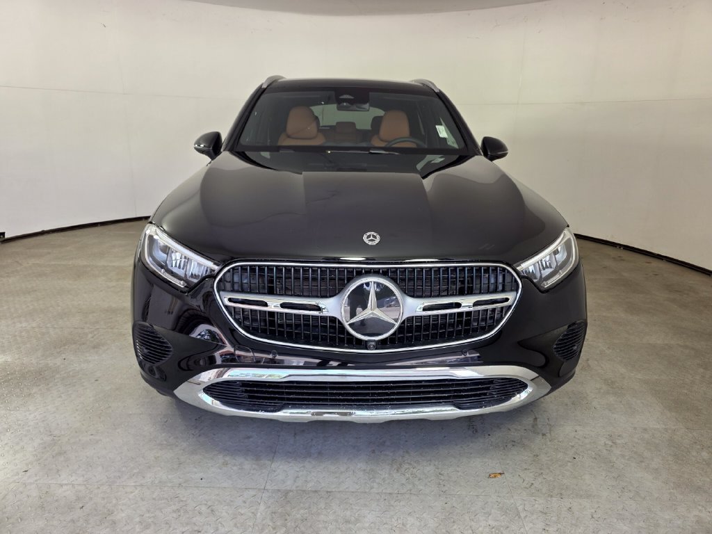 New 2027 Mercedes-Benz GLC 300 image 2