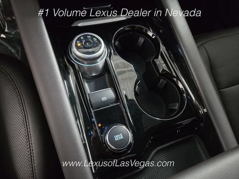 Used 2025 Ford Explorer Platinum w/ LUX Leather Package AWD/4WD image 36