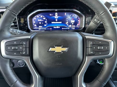 Used 2024 Chevrolet Silverado 2500 LT w/ Convenience Package image 21