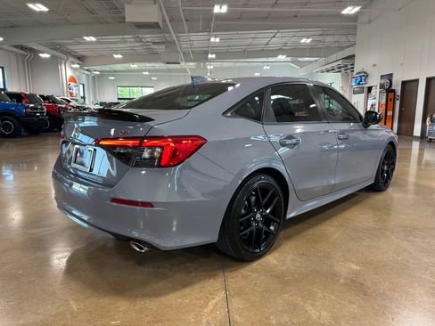 Used 2024 Honda Civic Si image 9