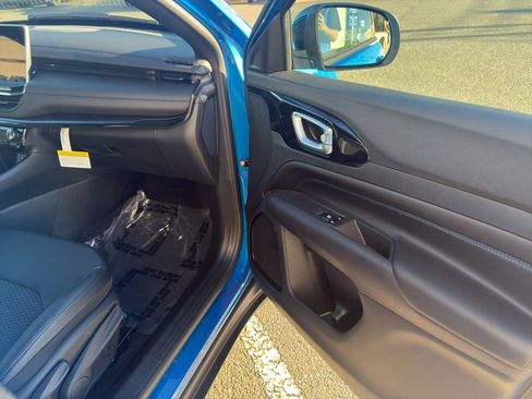 New 2026 Jeep Compass Latitude image 23