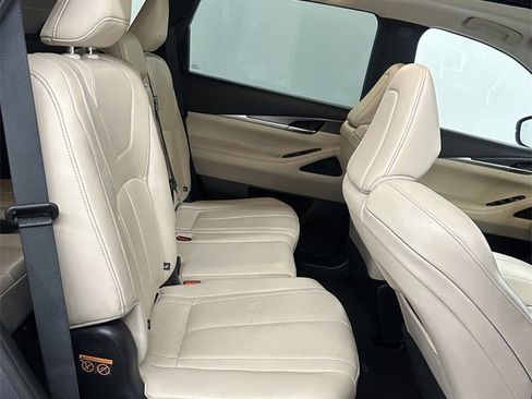 Used 2023 INFINITI QX60 Luxe image 41