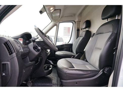 Used 2016 RAM ProMaster 1500 image 14