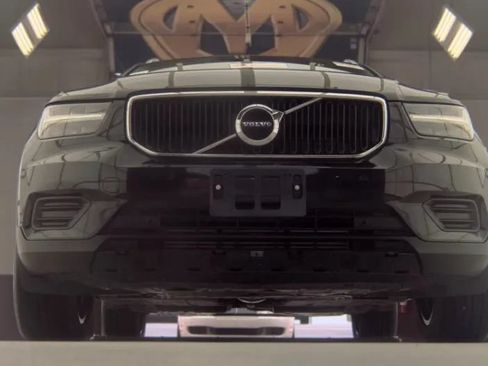 Used 2019 Volvo XC40 T5 Momentum AWD/4WD image 15