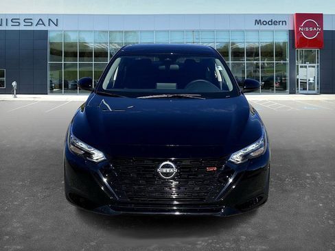 Certified 2025 Nissan Sentra SR w/ Midnight Edition image 2
