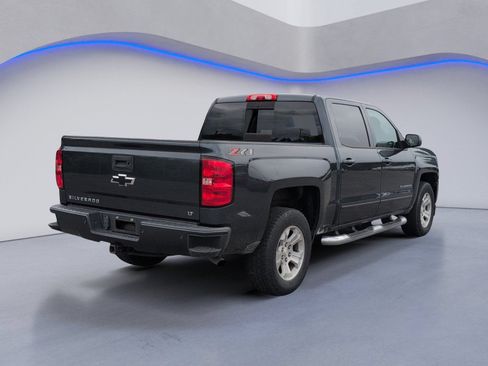 Used 2018 Chevrolet Silverado 1500 LT w/ All Star Edition AWD/4WD image 3
