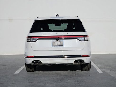 New 2026 Lincoln Aviator Premiere w/ Jet Appearance Package image 6