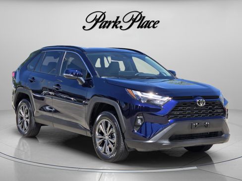 Used 2025 Toyota RAV4 XLE Premium w/ Weather Package image 4