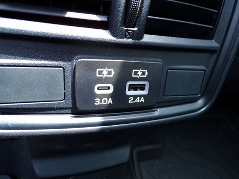 Certified 2025 Subaru Forester Premium image 16