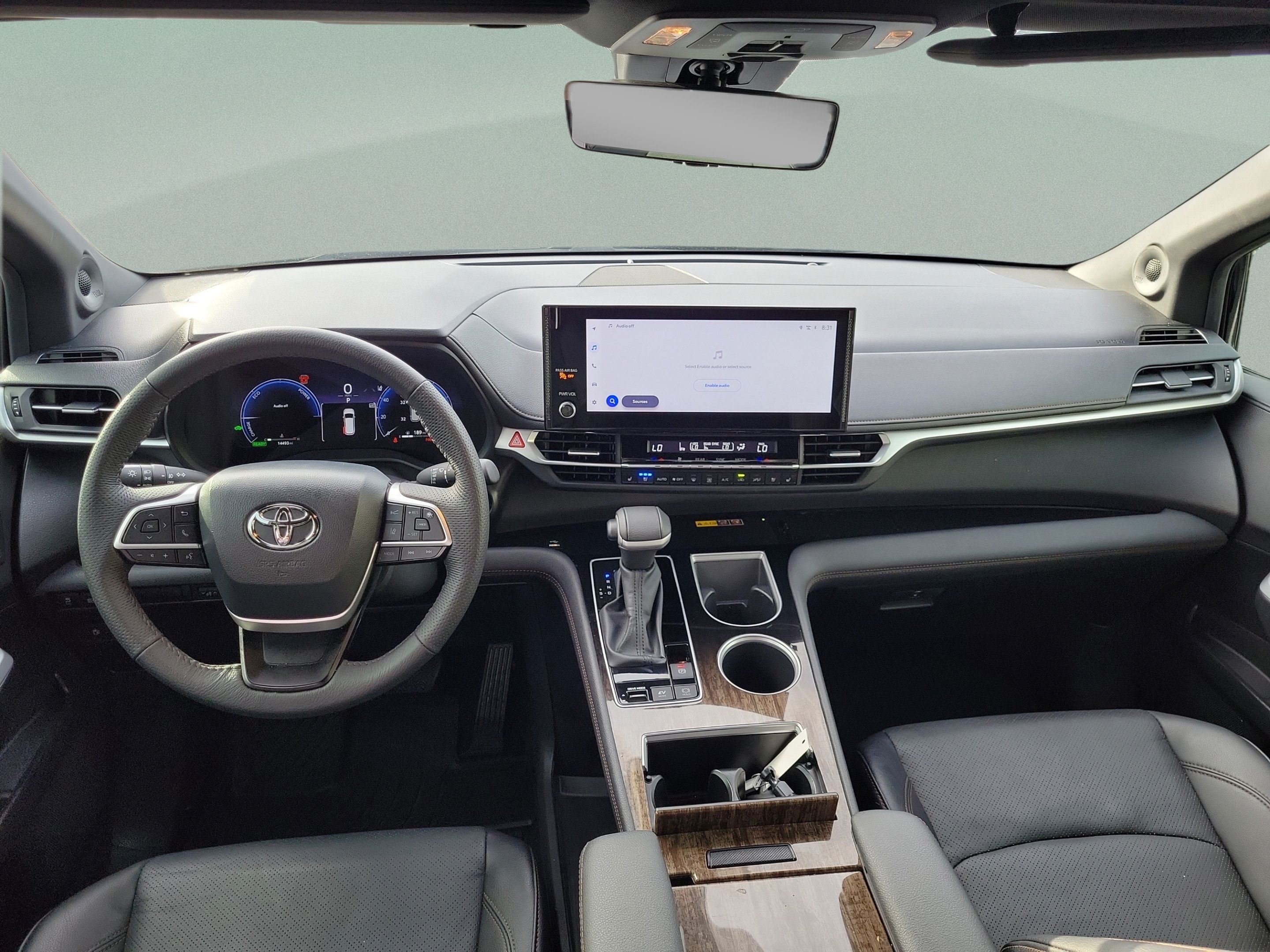 Certified 2026 Toyota Sienna Limited FWD image 37