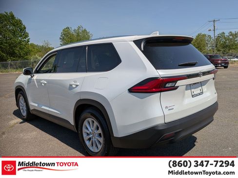 Certified 2024 Toyota Grand Highlander AWD image 5