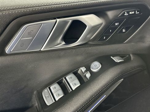 Used 2022 BMW X7 xDrive40i image 17