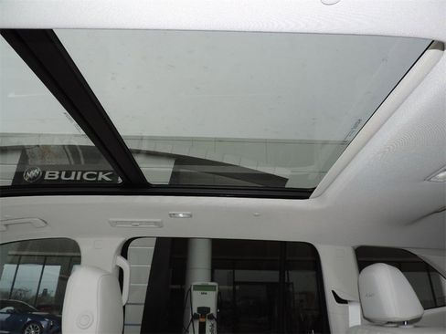 New 2026 Buick Enclave Avenir w/ Super Cruise Package image 12