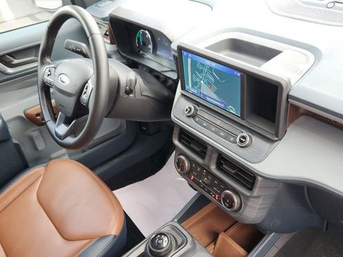 Used 2023 Ford Maverick Lariat w/ Lariat Luxury Package image 17