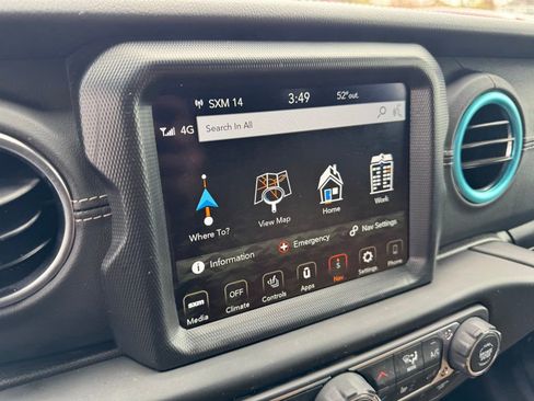 Used 2022 Jeep Wrangler Unlimited Sahara w/ Cold Weather Group image 22