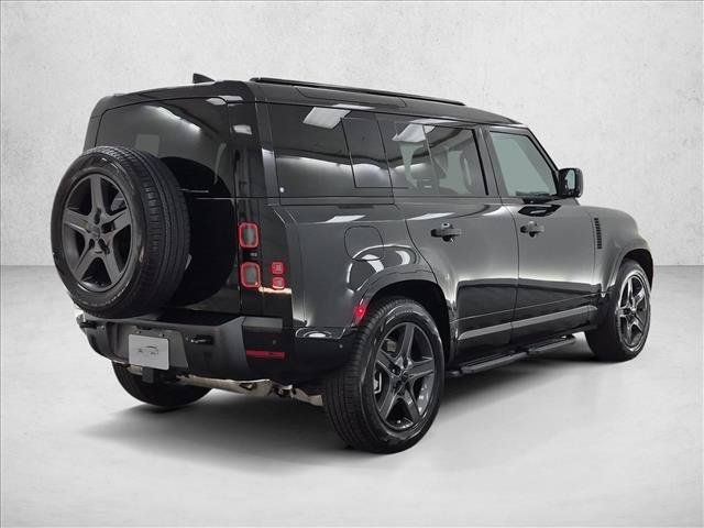 Certified 2026 Land Rover Defender 110 X-Dynamic SE AWD/4WD image 5