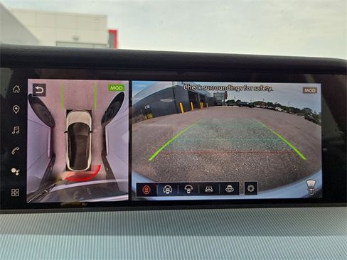 Certified 2025 Nissan Murano Platinum w/ Cargo Package image 29