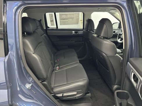 New 2026 Hyundai Santa Fe SEL image 16