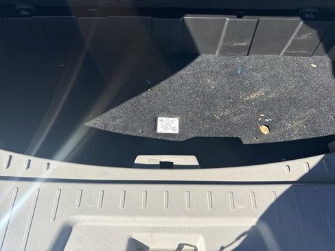 Used 2017 Buick Enclave Leather image 22