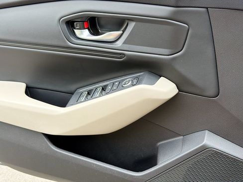Used 2024 Honda Accord EX image 22