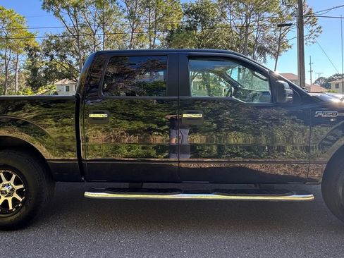 Used 2013 Ford F150 XLT w/ XLT Chrome Pkg image 5