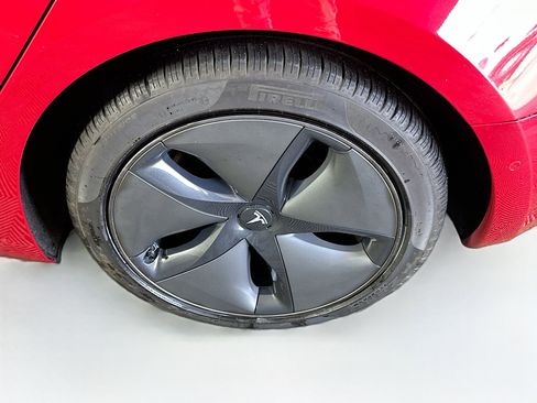 Used 2020 Tesla Model 3 Long Range image 11