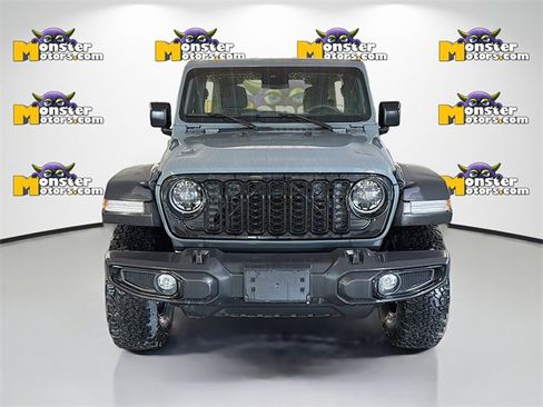 Used 2024 Jeep Wrangler Willys image 2