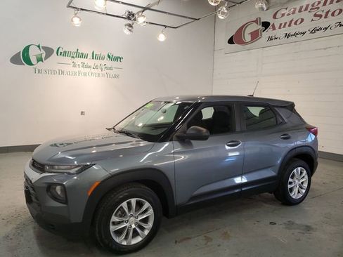 Used 2021 Chevrolet TrailBlazer LS image 3