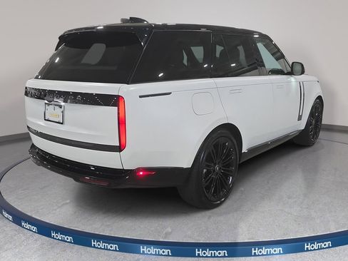 Used 2025 Land Rover Range Rover SE AWD/4WD image 6