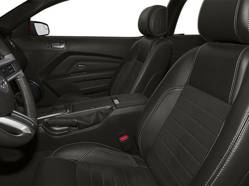Used 2013 Ford Mustang GT Premium w/ Electronics Pkg RWD image 8