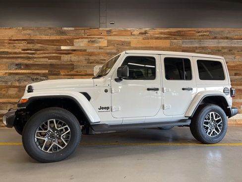 New 2026 Jeep Wrangler Sahara image 50