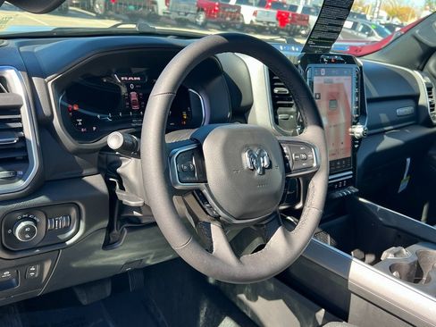 New 2026 RAM 1500 4x4 Crew Cab image 18
