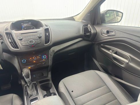 Used 2017 Ford Escape S image 15