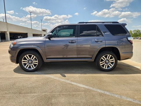 Used 2023 Toyota 4Runner TRD Sport AWD/4WD image 5