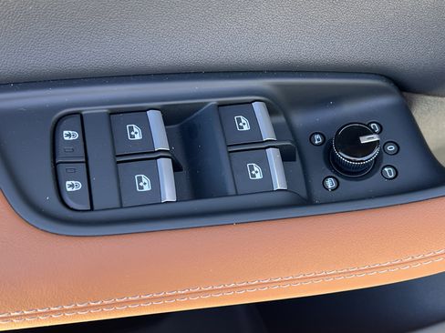 Used 2026 Audi Q7 3.0T Prestige w/ Prestige Package image 15