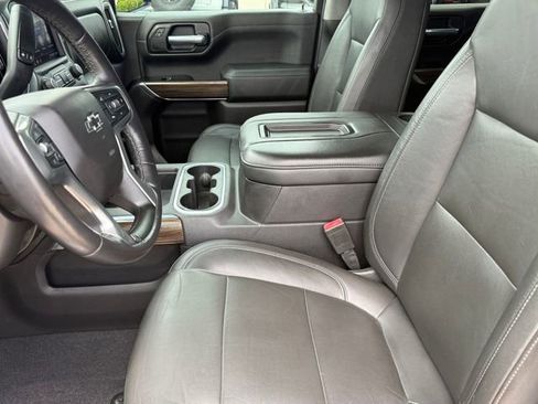 Used 2020 Chevrolet Silverado 1500 LT Trail Boss AWD/4WD image 12