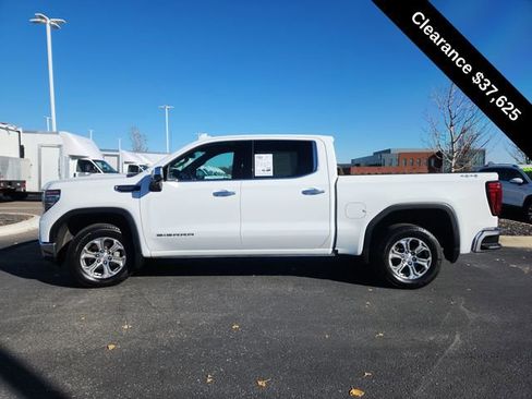 Used 2024 GMC Sierra 1500 SLT image 5