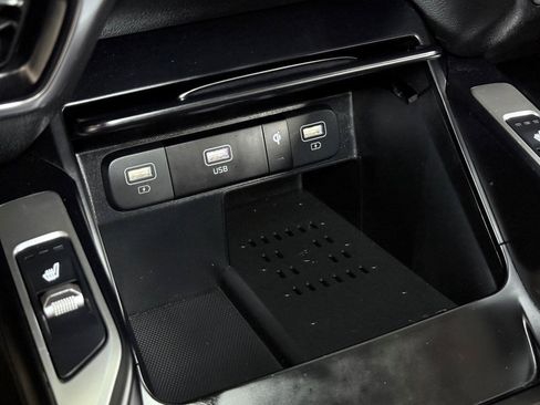 Used 2023 Kia Sorento EX image 31