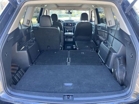 Used 2021 Volkswagen Atlas SE image 25