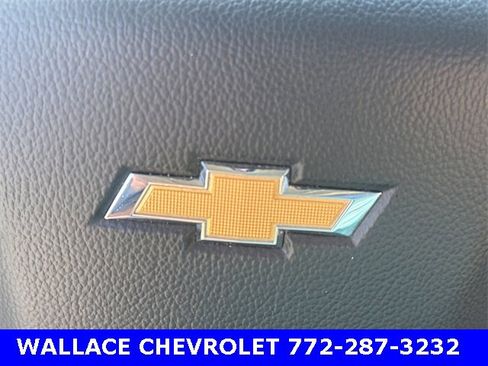 Used 2020 Chevrolet Suburban Premier w/ Premier Plus Edition image 27