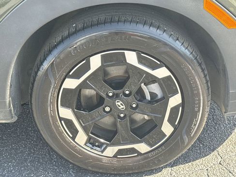 Used 2025 Hyundai Santa Fe SEL image 12