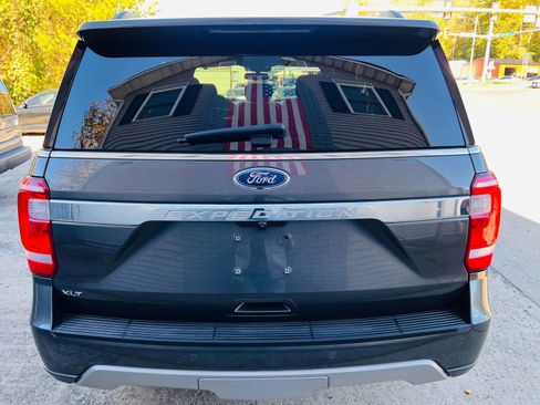 Used 2020 Ford Expedition XLT image 7