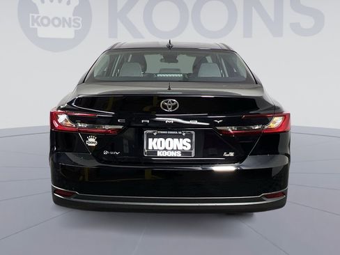 Used 2026 Toyota Camry LE FWD image 10